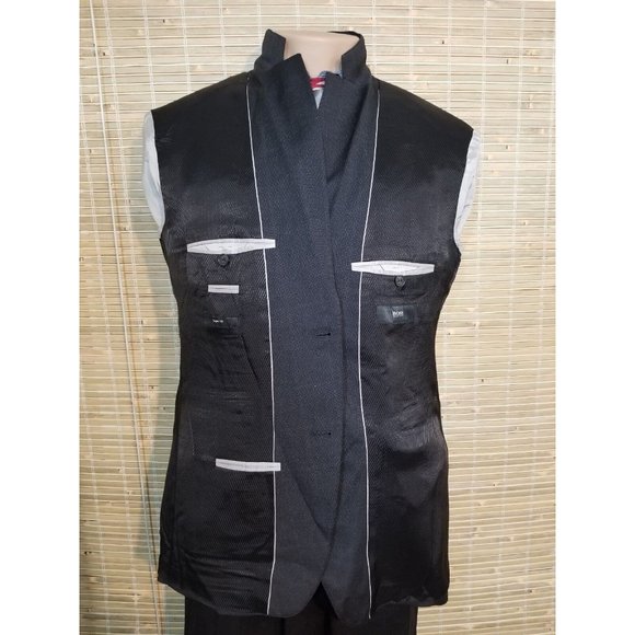 HUGO BOSS 42S MENS SPORT COAT WINDOWPANE SUPER 110 CHARCOAL GRAY TWO-BUTTON S329 - Picture 6 of 9